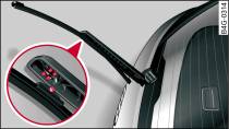 Rear window wiper: Attaching the wiper blade